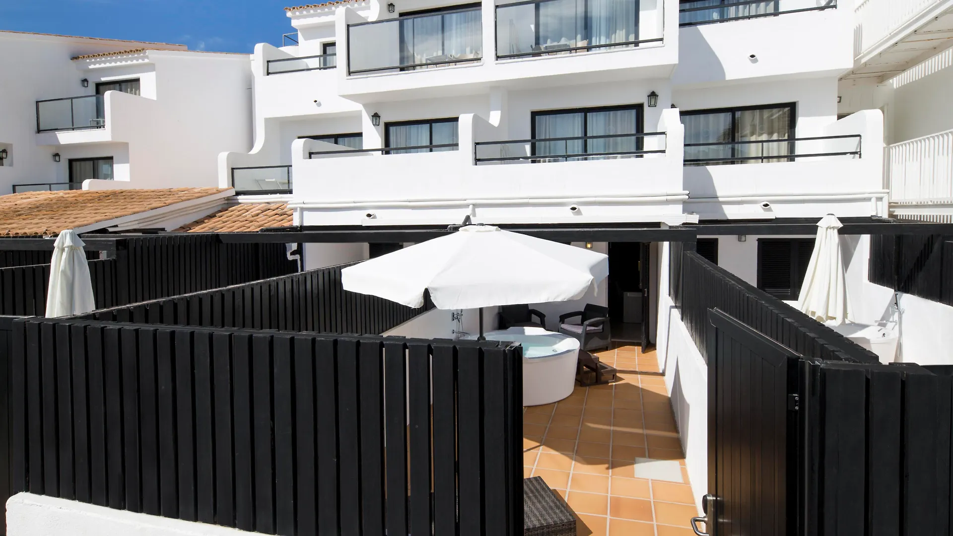 ****  Fergus Style Bahamas (Adults Only) Hotel Playa d'en Bossa Spain